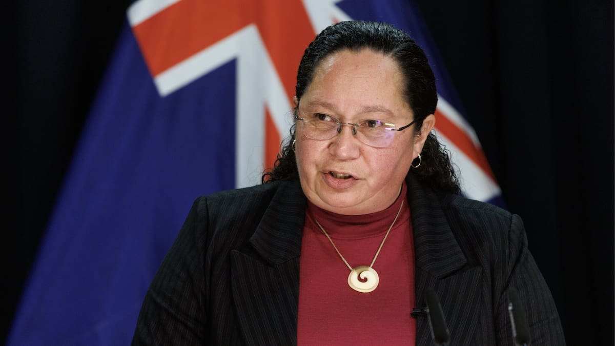 Govt scrambles to change law allowing convicted abusers to adopt internationally