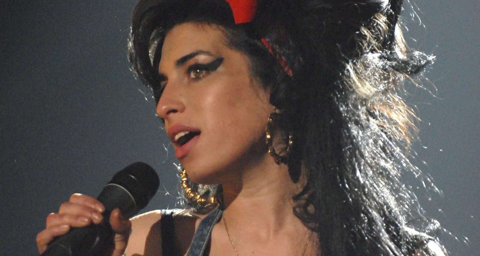 This based Susan would've been 42 today.