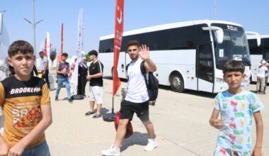 Nearly half a million return to post-Assad Syria from Türkiye