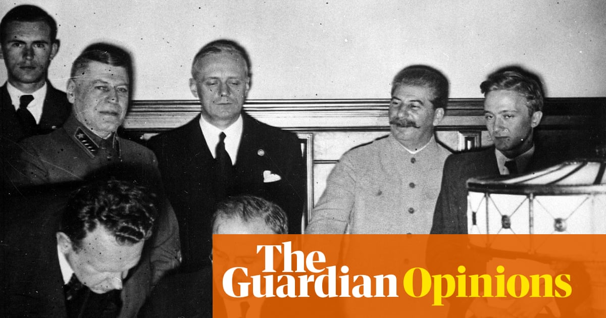 Trump and Putin are carrying out a pincer movement on Europe’s democracies. Suddenly, it all feels a bit 1939 | Simon Tisdall