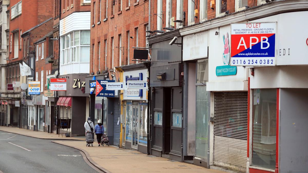 Chancellor says economy ‘stuck’ as Treasury reviews business rates cliff edges