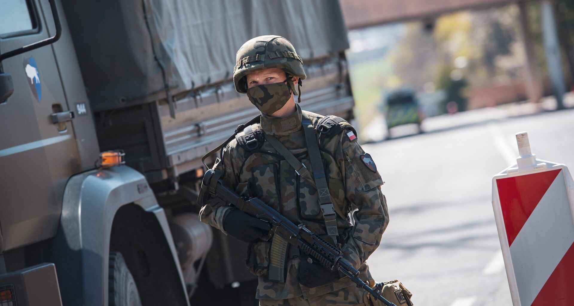 Poland to close Belarus border amid Russian Zapad military exercises