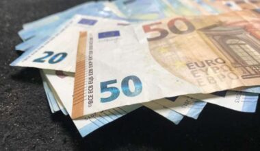 Lieli jaunumi - Lietuvā nolemts iedzīvotājiem izsniegt pensiju uzkrājumus; vai tas notiks arī Latvijā