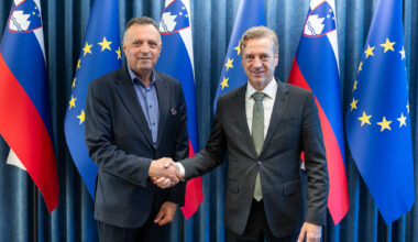 Prime Minister Robert Golob meets with President of the Palestinian Journalists' Syndicate Nasser Abu Baker