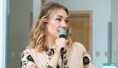 Ukrainian refugees hurt by petition to close down scheme that helped them