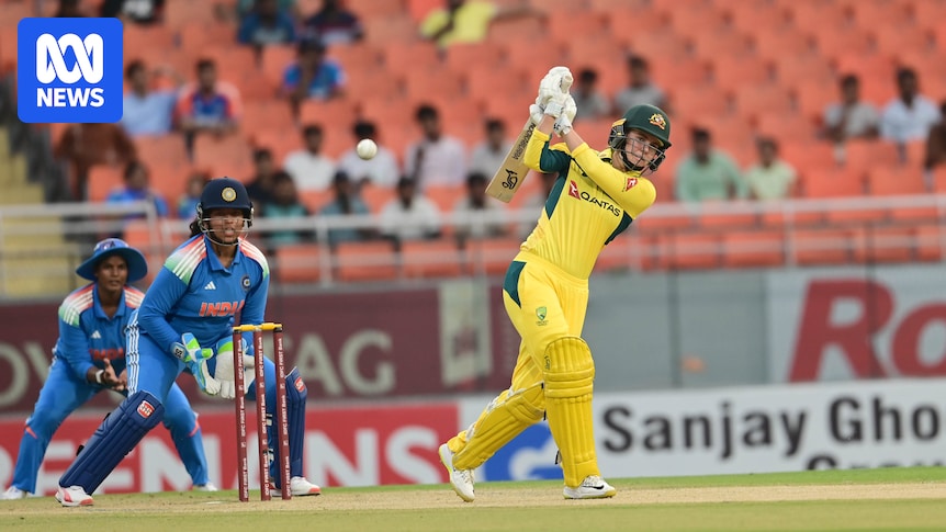 Australia beats India in first of three ODIs before Women's Cricket World Cup