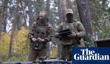 Ukraine war briefing: Ukraine discussing ‘mega’ arms deal with US, Zelenskyy says | Ukraine