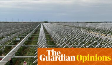 The Guardian View on the Climate Crisis: Green Energy is Booming – but Fossil Fuels Need to Shrink Too |   If planned fossil-fuel projects proceed, global output in 2030 will be more than double the limit for keeping heating to 1.5C  
#GlobalCarbonFeeAndDividendPetition