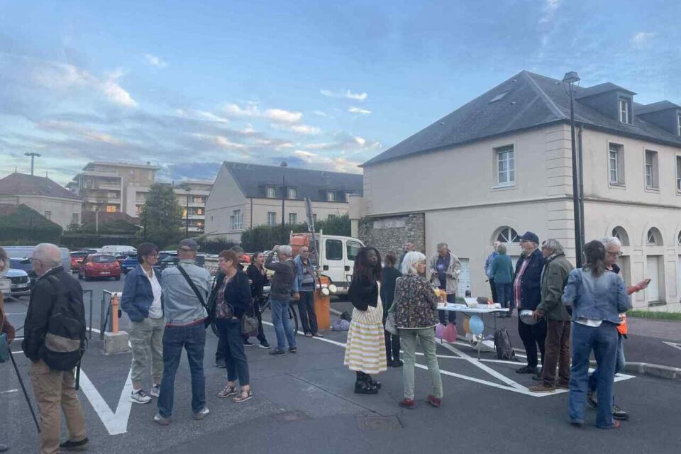 A Chelles, ils étaient une trentaine réunis entre 20h et 20h30.