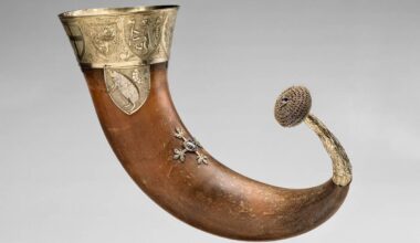 Kongshorn (King's Horn), also known as Haakonshornet (Haakon's Horn), is a drinking horn, probably before 1313, made by a Norwegian goldsmith for King Haakon V of Norway.