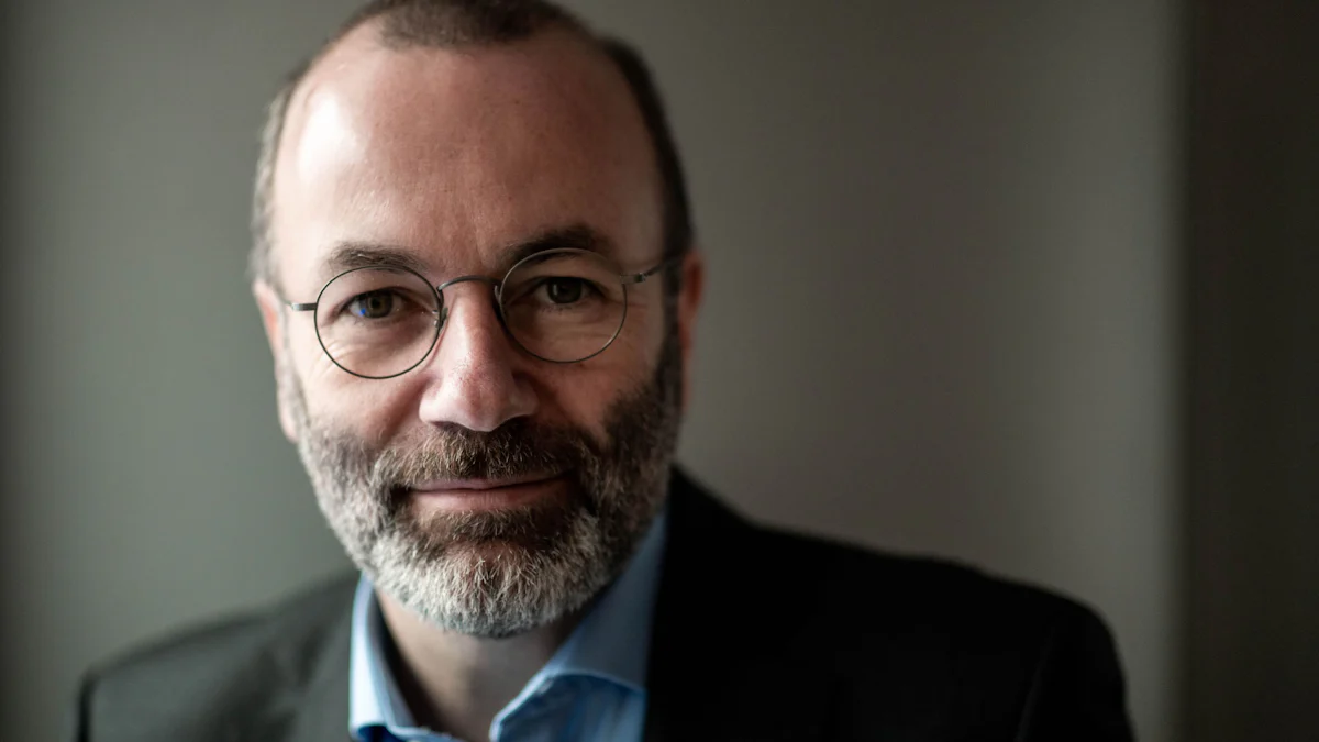 CSU-Vize Manfred Weber erklärt, warum Deutschland Zuwanderung braucht - Bayern
