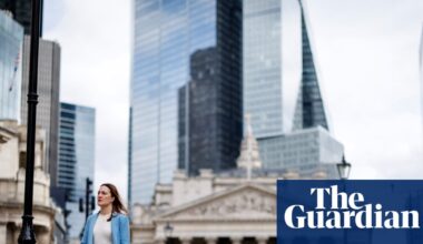 UK businesses cut jobs at fastest pace in four years over summer, Bank of England finds | Economics