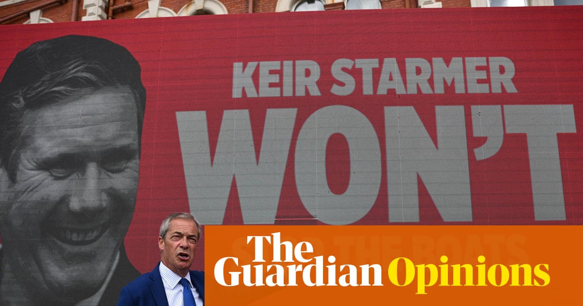 This is a disaster unfolding in plain sight. Each day Keir Starmer is smoothing Nigel Farage’s path to No 10 | Owen Jones