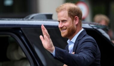 Royal Family LIVE: King issued 'stability' warning as Harry's 'popularity' sparks concerns | Royal | News