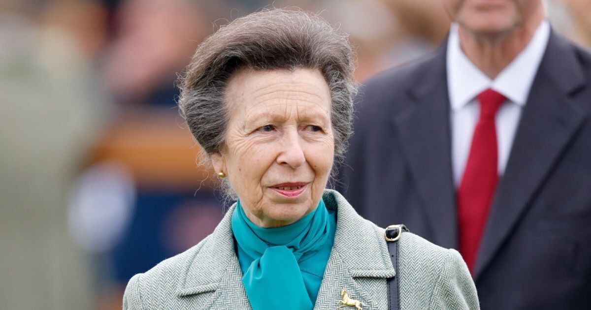 Princess Anne channels Kate’s autumn style in checked blazer moment | Royal | News