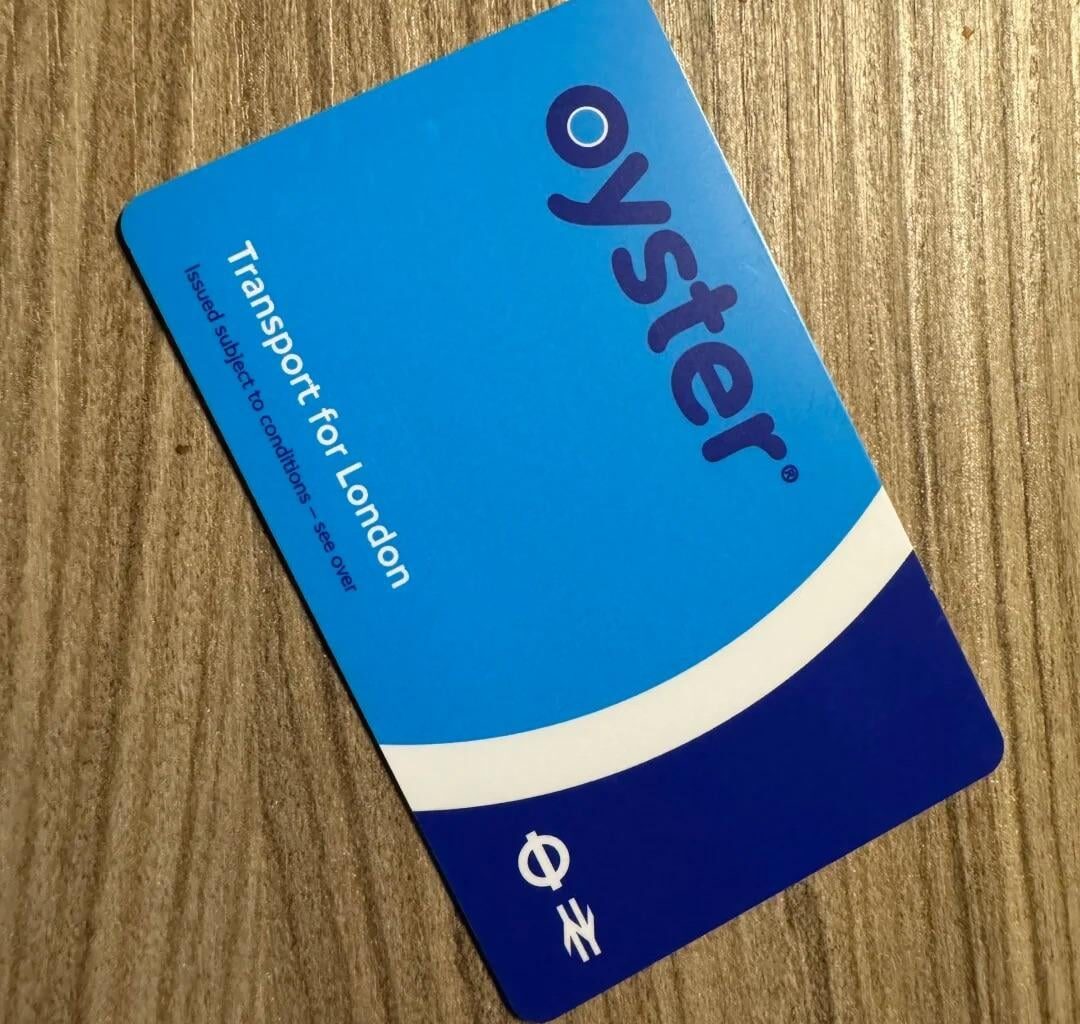 When I first came to the UK to study, I was always very curious about why the UK's subway card has the nickname "Oyster Card". Later, I found out that the origin of this name is so interesting. I wonder if anyone knows of any similar stories behind other such names?