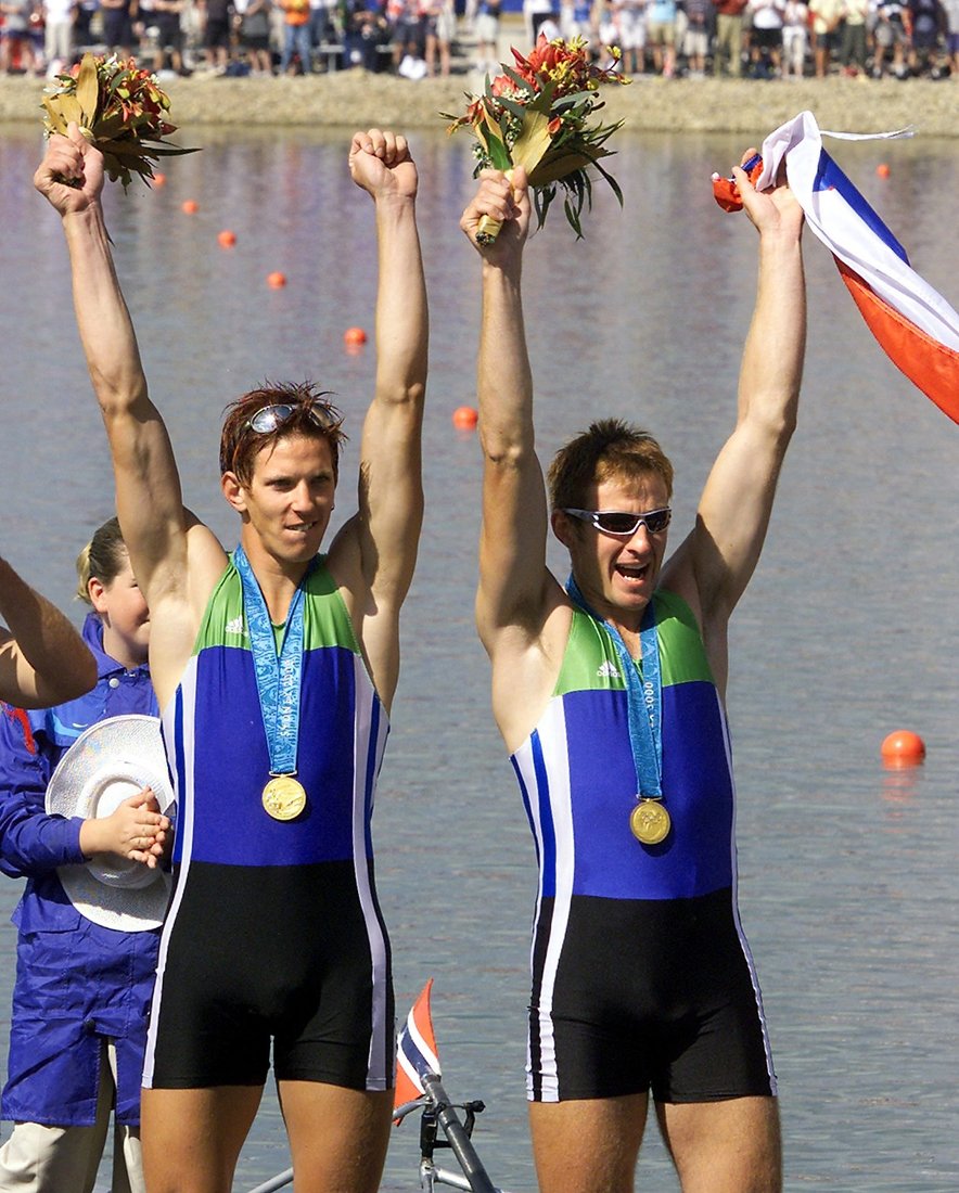 Iztok Čop in Luka Špik sta na olimpijskih igrah leta 2000 prišla do zlate medalje