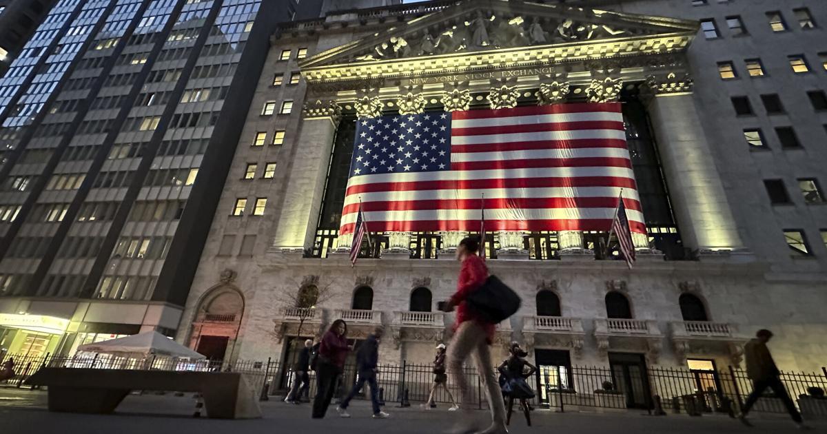 World shares trade mostly higher after Wall Street snaps its 3-day losing streak | Business