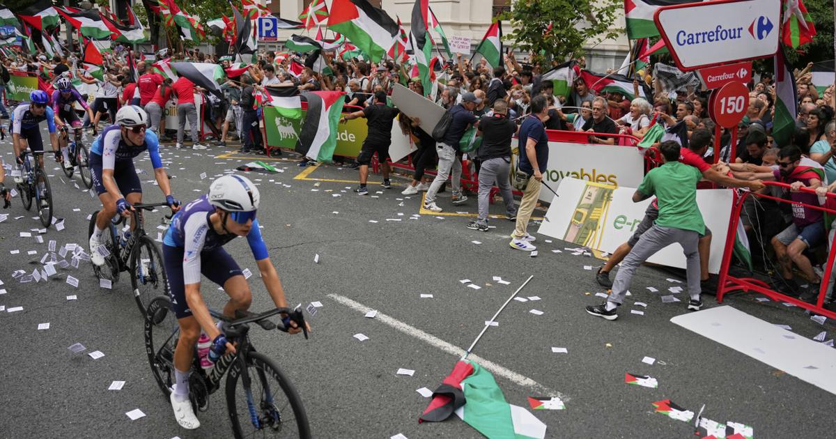 Anti-Israel protests turn the Spanish Vuelta cycling race into a diplomatic battleground | National News