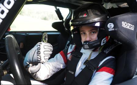 Gil Membrado, cuando tenía 13  años, en su estreno en el mundo de los rallies