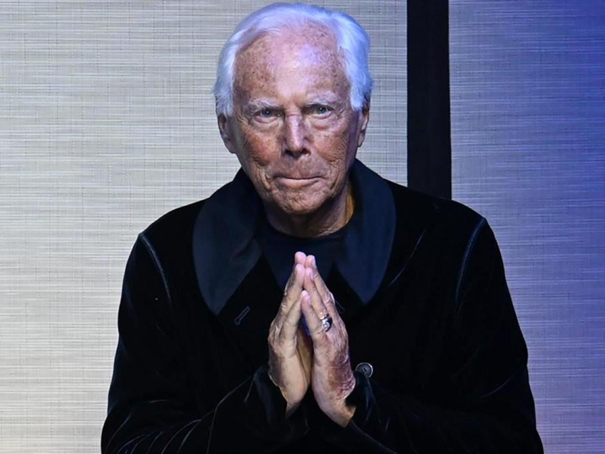 Giorgio Armani, ecco il testamento: alla Fondazione la proprietà della società, a Dell’Orco il 40% dei diritti di voto. «Entro 18 mesi vendere il 15% a Lvmh, Essilor-Luxottica o L'Oreal»