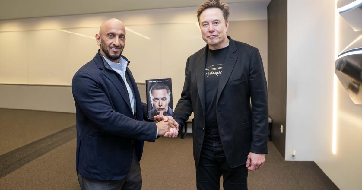 Elon Musk incontra i vertici di BRIDGE UAE per discutere del futuro dei media, della tecnologia e dell'intelligenza artificiale e riceve l'invito al summit inaugurale BRIDGE 2025 | National Business