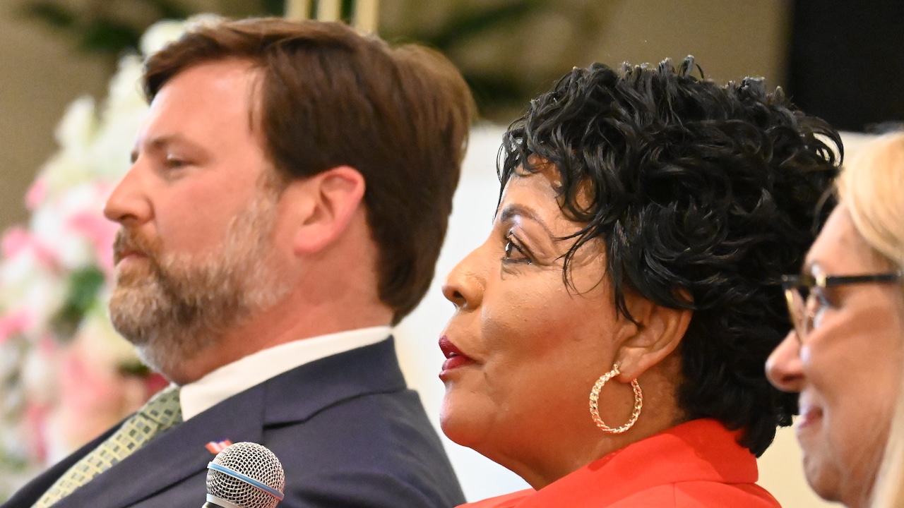 National politics seep into Mobile's mayoral runoff as voters head to polls Tuesday