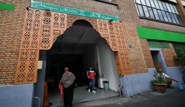 Têtes de cochon devant des mosquées : l’enquête privilégie la piste du renseignement militaire russe