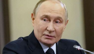 Britain spy chief says he sees no evidence Putin wants to negotiate peace in Ukraine