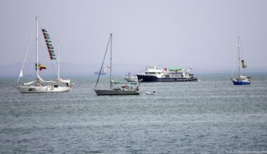 Spain sends navy ship to Gaza flotilla – DW – 09/25/2025