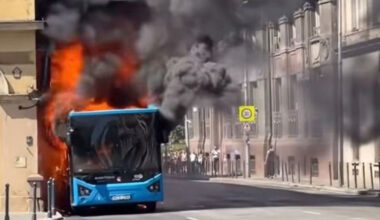 Budapest retteg, Karácsony Gergely tapsikol: „Jó, hogy kigyulladtak a BKV buszok!”