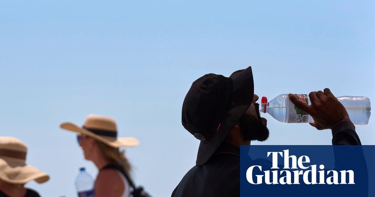 Human-made global warming ‘caused two in three heat deaths in Europe this summer’ | Researchers from Imperial College London say 16,500 deaths caused by hot weather brought on by greenhouse gases