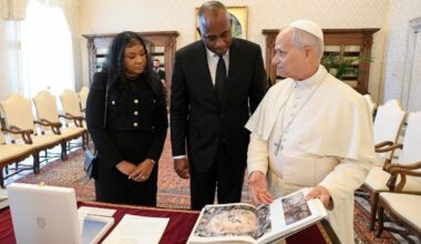Pope meets with President of Moldova and Prime Minister of Dominica