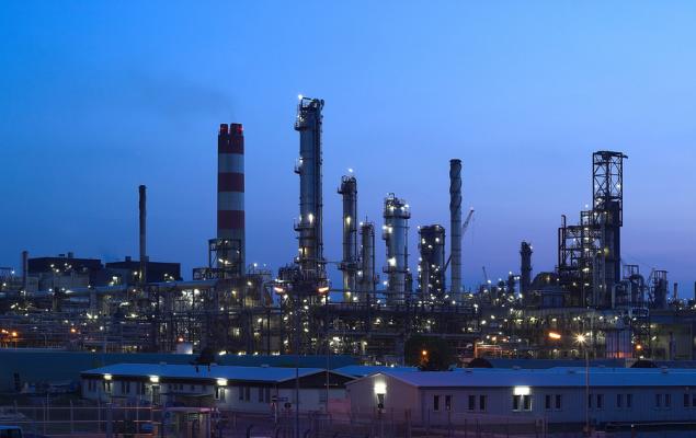 ENB vs. KMI: Predictable Cash Flows or LNG-Driven Growth? - September 26, 2025