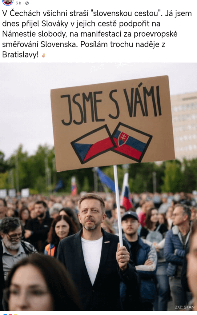 rakušan přijel z česka podpořit slováky