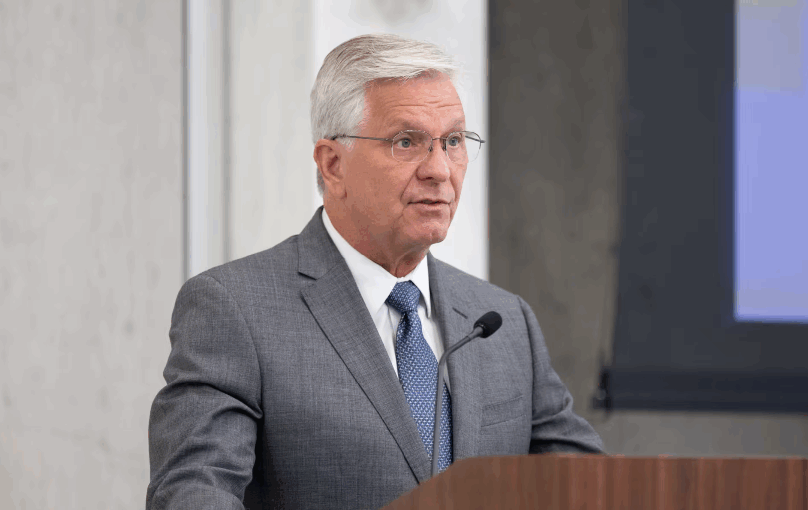 He may have the final say in the future of US stocks and cryptocurrency wallets