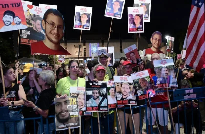 Hostage families and supporters demonstrating for the release of the remaining 48 hostages, September 6, 2025. (credit: AVSHALOM SASSONI/MAARIV)