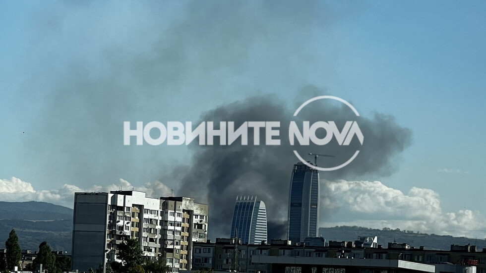 Голям пожар бушува в София - Nova.bg