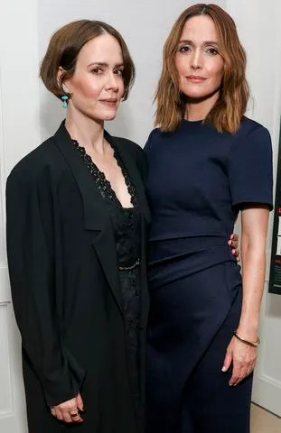 Todd Williamson/JanuaryImages Sarah Paulson and Rose Byrne