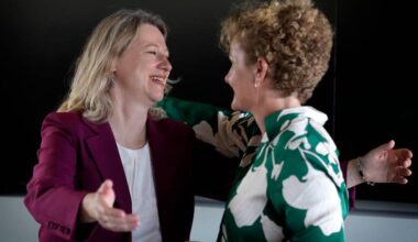 Frit slag for fusk: Ingen kontrol af partistøtte - Det er op til partiernes egen samvittighed om de på kommunalt plan taler sandt om hvem, der støtter dem. For der er ingen kontrol med de oplysninger, de indsender