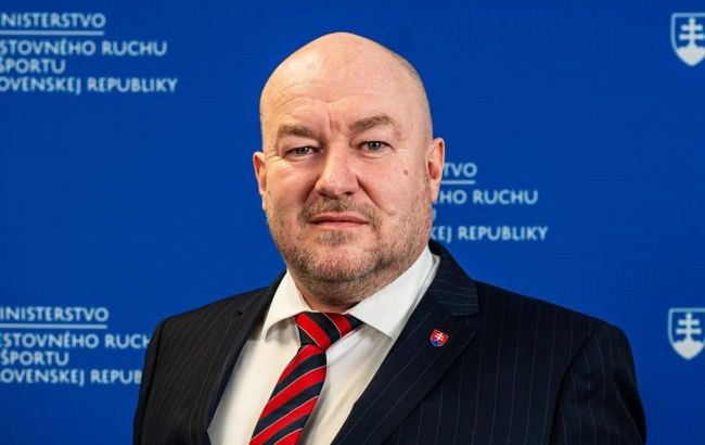 Slovakia considers mandatory military service over Ukraine war