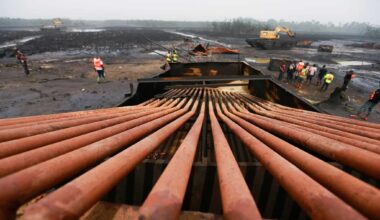 Nigeria cuts crude oil losses to 16-year low