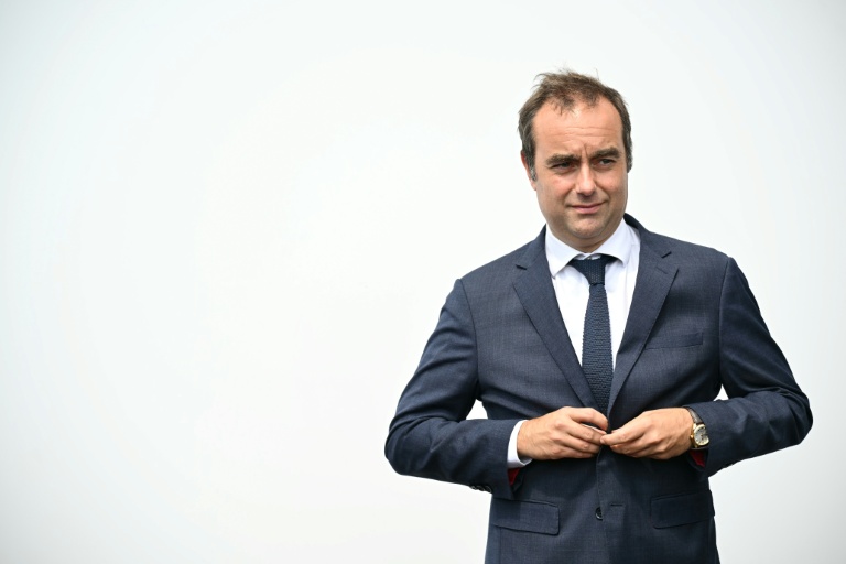France Set For Disruption As New PM Takes Office