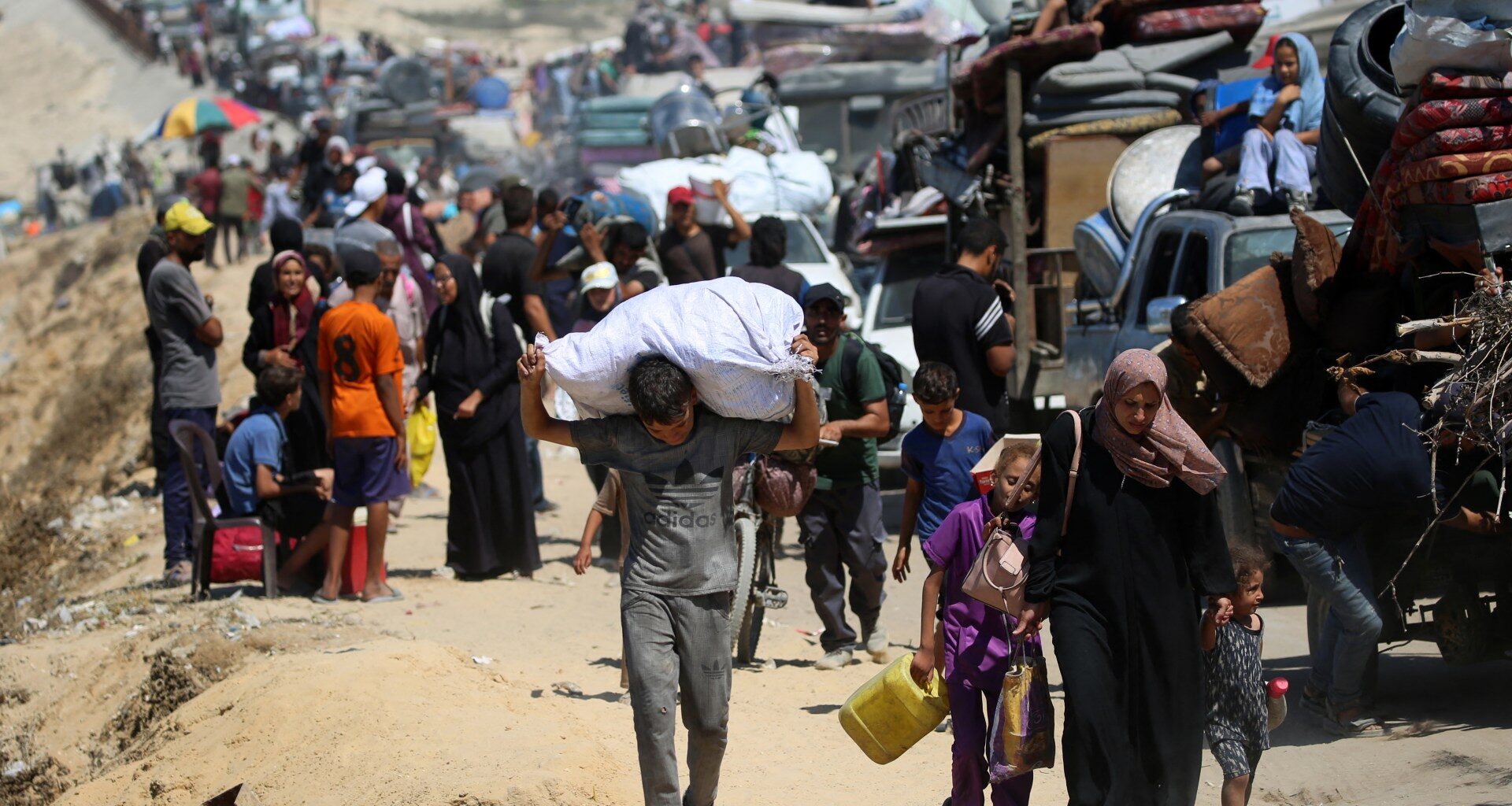 Palestinians flee as Israel strikes Gaza City with ‘unprecedented force’ | Israel-Palestine conflict News