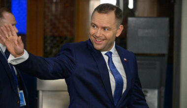 Nawrocki Signs Refugee Law, Clamps Down on Abuse ━ The European Conservative