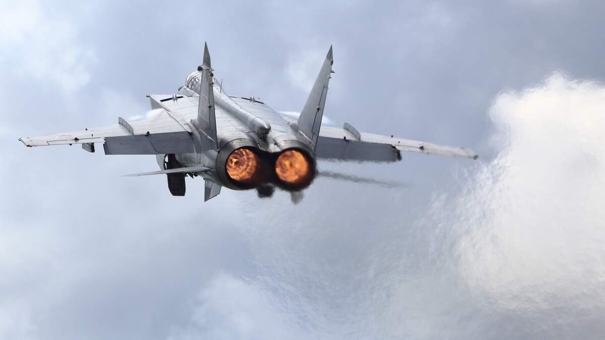 De waarschuwing kwam na een incident waarbij drie Russische MiG-31-straaljagers vorige week boven Estland werden gezien.