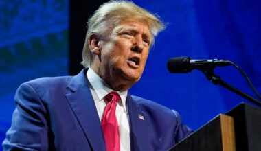 Trump mentions Greece in UN speech criticizing Europe’s migration policies