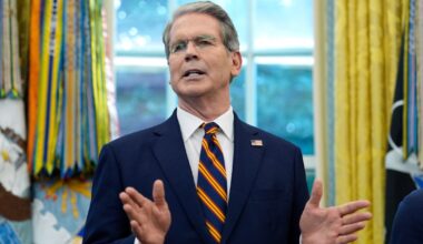 US pledges to do ‘what is needed’ to support Argentina’s economy | Business and Economy