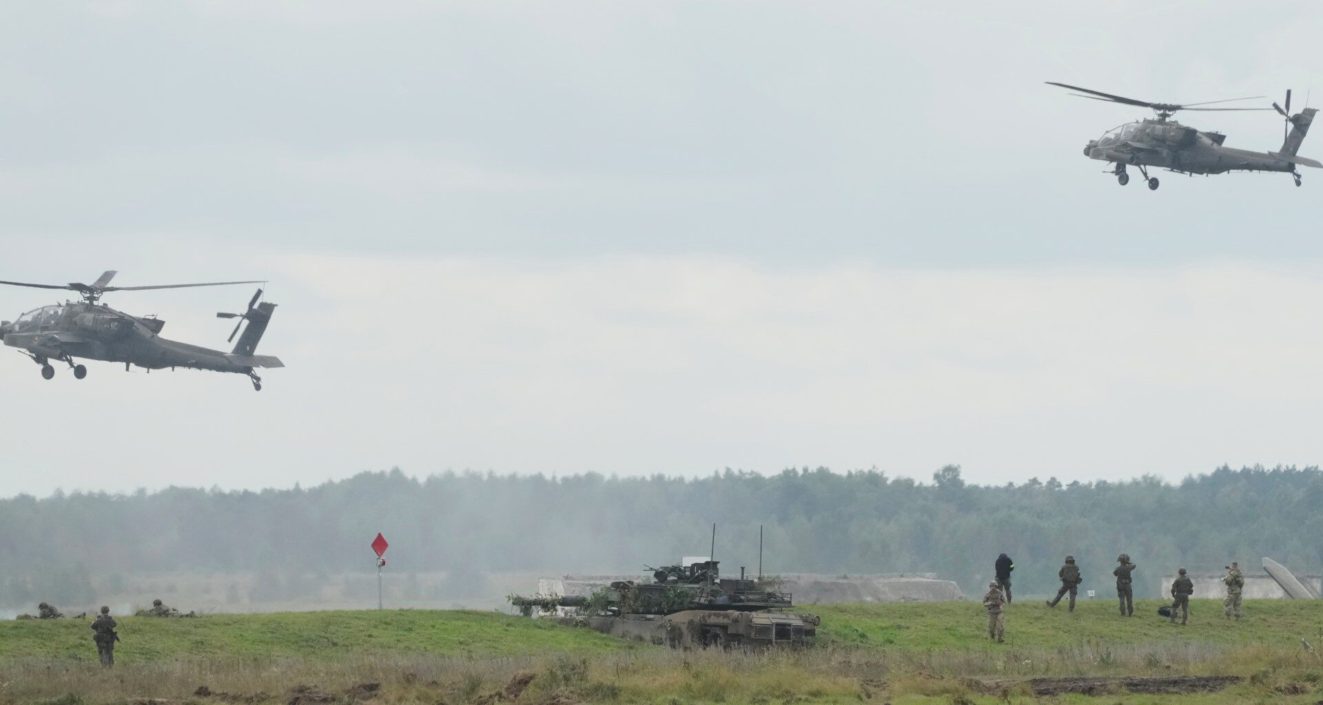 Ukraine pledges to bolster Polish drone defence with training | Russia-Ukraine war News