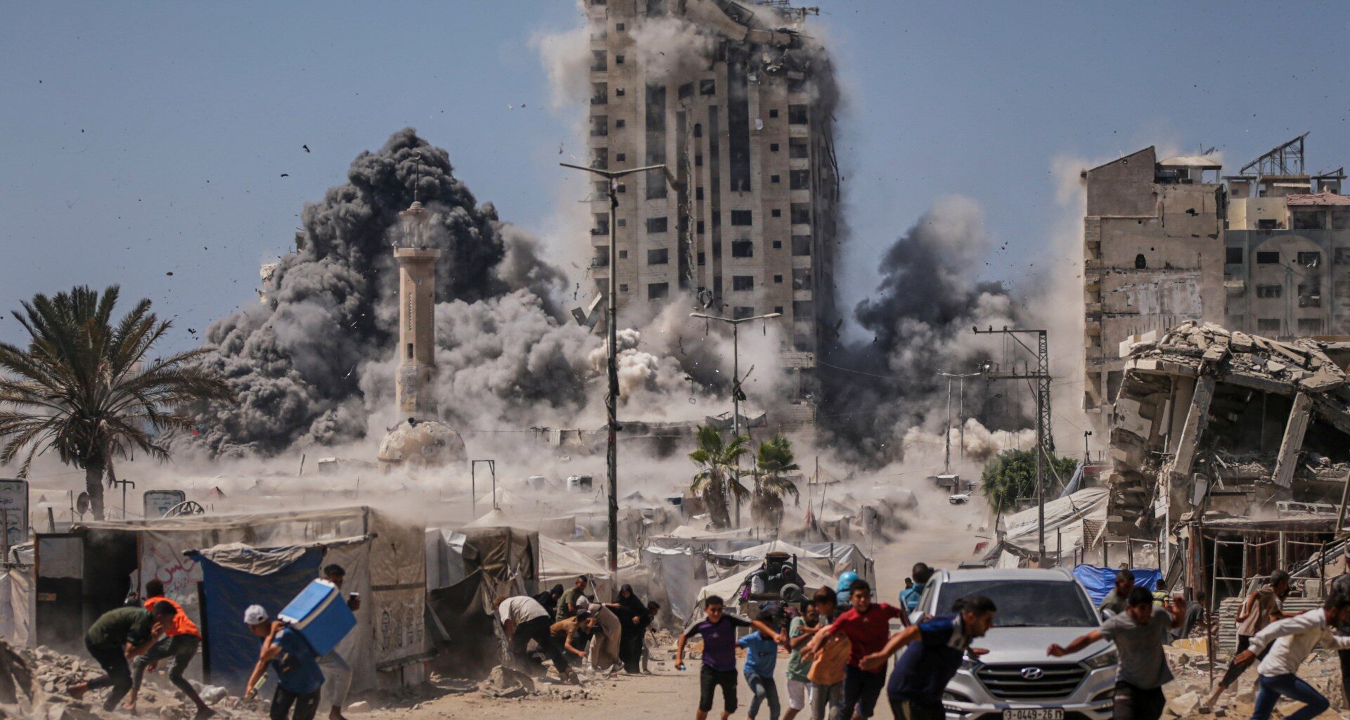 Nearly half of Gaza war deaths reported in areas Israel called ‘safe’ | News